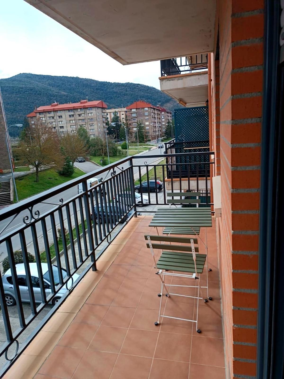 Apartamento O Mon Sabiñánigo Dış mekan fotoğraf
